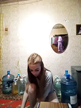 milklovqx online show from 15, 10, 2025
