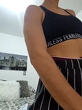 Snapshot of Alice_Barry chatting on 18, 3, 2026 Alice Barry online show from 18, 3, 2026