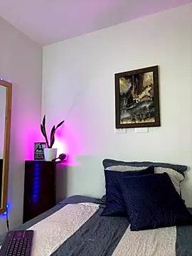 Snapshot of _Emily_Sands_ chatting on 28, 10, 2025 Emily Sands online show from 28, 10, 2025