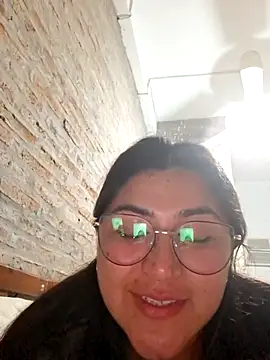 morenalatinaa online show from 17, 4, 2026