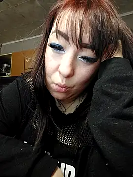 Sandy Mildred online show from 25, 10, 2025