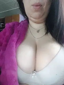 Sandy Mildred online show from 12, 11, 2025