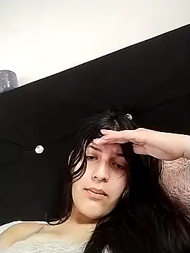 Snapshot of Thaila-Aurora chatting on 22, 10, 2025 Thaila-Aurora online show from 22, 10, 2025