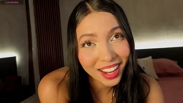 Snapshot of danna_peters chatting on 3, 5, 2026 danna peters online show from 3, 5, 2026
