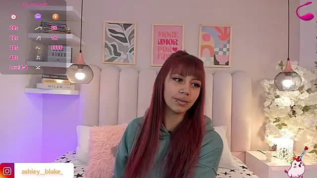 Isabella  gonzalez  online show from 25, 11, 2025