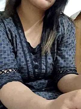 Snapshot of Tanha18 chatting on 24, 11, 2025 Tanha18 online show from 24, 11, 2025