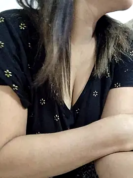 Snapshot of Tanha18 chatting on 26, 11, 2025 Tanha18 online show from 26, 11, 2025