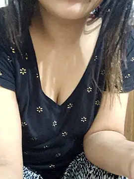 Snapshot of Tanha18 chatting on 3, 12, 2025 Tanha18 online show from 3, 12, 2025