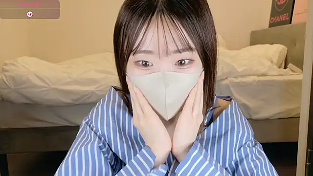 Snapshot of yura_ra_ra chatting on 25, 4, 2026 yura ra ra online show from 25, 4, 2026