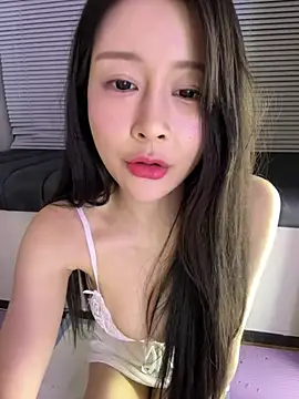 yiyi 3523 online show from 15, 7, 2026
