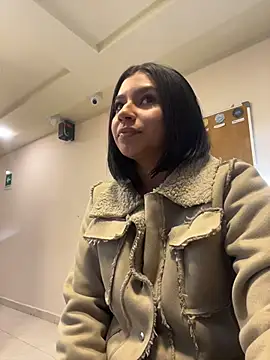 AlyssaRay online show from 15, 3, 2026