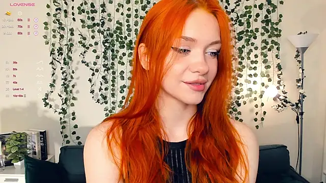 Snapshot of Foxy_blush chatting on 1, 11, 2025 Foxy blush online show from 1, 11, 2025