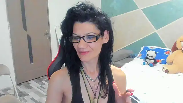 SweetSin40 online show from 14, 4, 2026