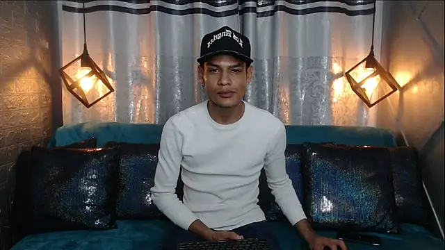 liam sti1 online show from 18, 10, 2025
