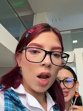 l0lita sweet online show from 5, 12, 2025