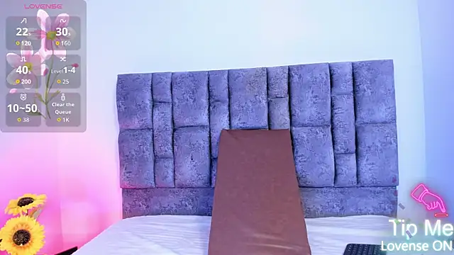 MILA QUINN online show from 21, 10, 2025