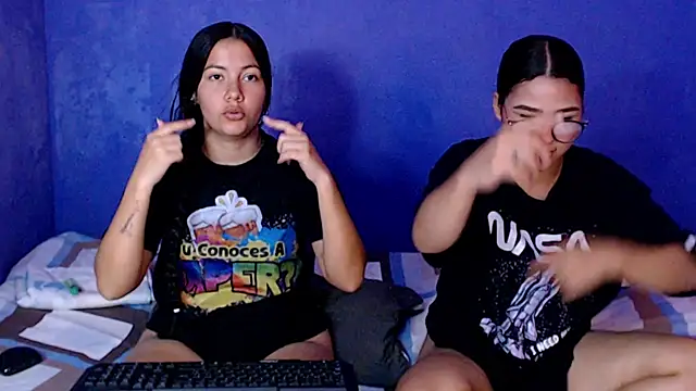 Snapshot of synfone_sex chatting on 1, 11, 2025 synfone sex online show from 1, 11, 2025