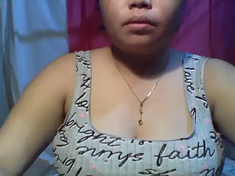 Snapshot of sweet_rhetta04 chatting on 17, 10, 2025 sweet rhetta04 online show from 17, 10, 2025