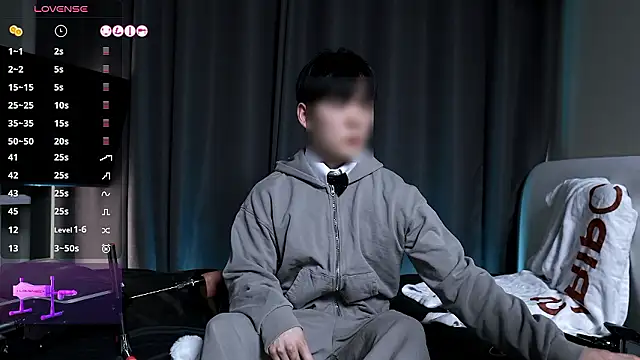 koreanboy2341 online show from 18, 3, 2026