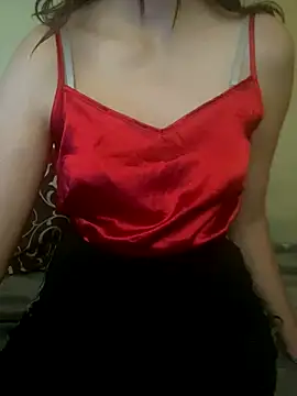 Snapshot of KittieCreme chatting on 5, 11, 2025 KittieCreme online show from 5, 11, 2025