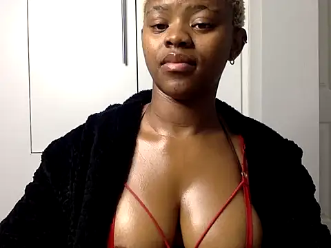 certifiedhottie2025 online show from 17, 10, 2025