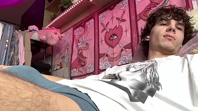 Snapshot of Jeremy1Scott chatting on 29, 4, 2026 Jeremy1Scott online show from 29, 4, 2026
