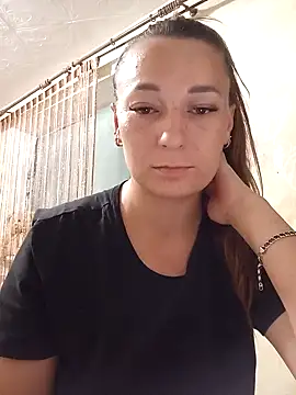 HollyDollsi online show from 19, 10, 2025