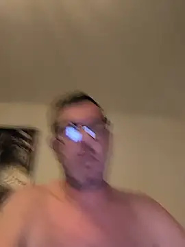 Snapshot of Devinebi chatting on 13, 10, 2025 Devinebi online show from 13, 10, 2025