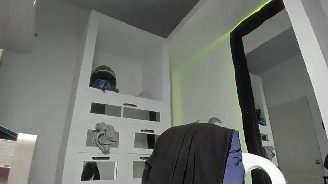 Snapshot of Sky_Wild chatting on 25, 6, 2026 Sky Wild online show from 25, 6, 2026