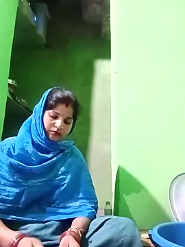 Karishma cute online show from 18, 10, 2025