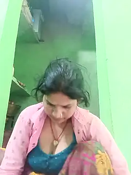 Karishma cute online show from 21, 11, 2025