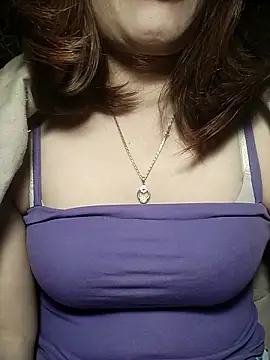 YiyinLy online show from 24, 11, 2025