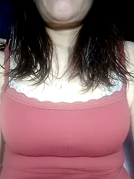 YiyinLy online show from 1, 3, 2026