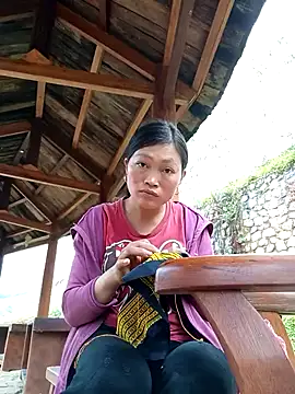 Snapshot of siusiu-00 chatting on 14, 10, 2025 siusiu-00 online show from 14, 10, 2025