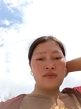 Snapshot of siusiu-00 chatting on 19, 10, 2025 siusiu-00 online show from 19, 10, 2025