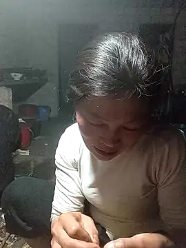 Snapshot of siusiu-00 chatting on 25, 10, 2025 siusiu-00 online show from 25, 10, 2025