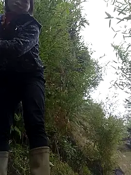 Snapshot of siusiu-00 chatting on 3, 11, 2025 siusiu-00 online show from 3, 11, 2025