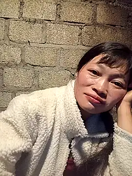 Snapshot of siusiu-00 chatting on 11, 11, 2025 siusiu-00 online show from 11, 11, 2025