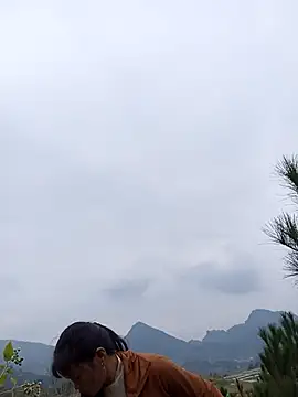 Snapshot of siusiu-00 chatting on 21, 11, 2025 siusiu-00 online show from 21, 11, 2025