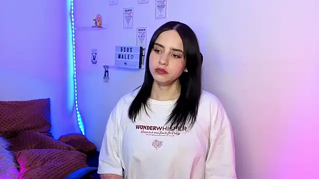 Emily Lindey online show from 10, 2, 2026