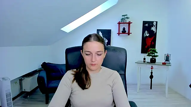 AnneWilsonn online show from 15, 7, 2026