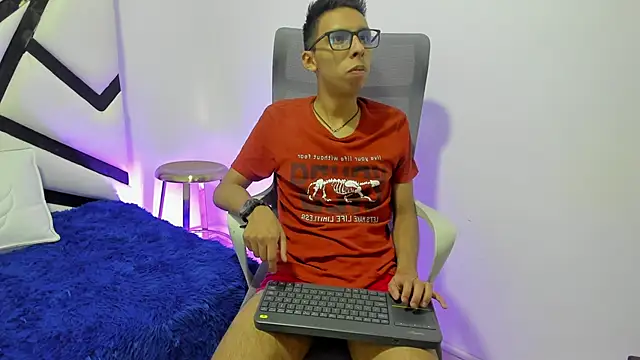 TwinkD asian online show from 21, 10, 2025