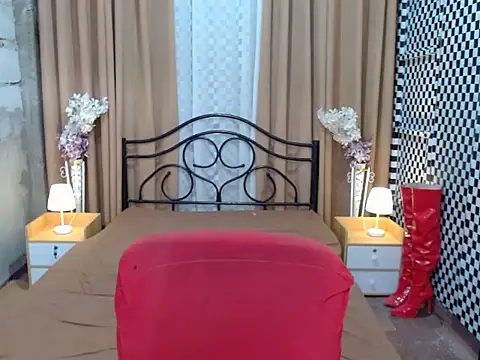 astraea xxx online show from 13, 11, 2025