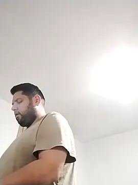 Snapshot of Eduar0015 chatting on 14, 10, 2025 Eduar0015 online show from 14, 10, 2025