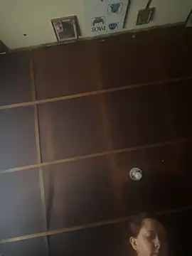 Zoe fire online show from 28, 10, 2025