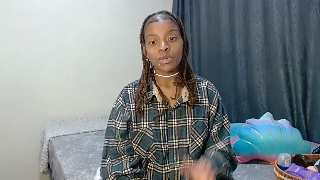 Snapshot of fifiqueen25 chatting on 23, 3, 2026 fifiqueen25 online show from 23, 3, 2026