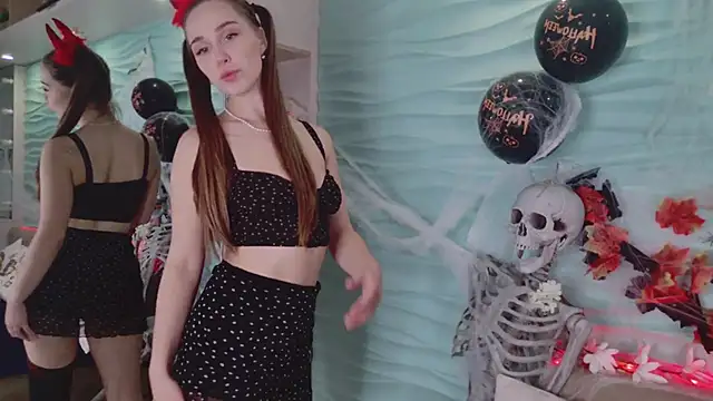 MiyaMeow- online show from 29, 10, 2025