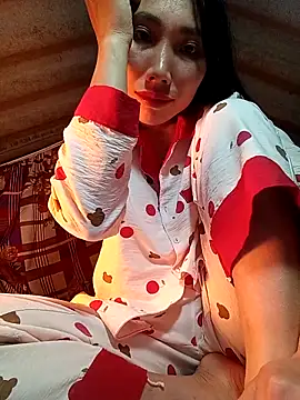 Snapshot of -Kem-01 chatting on 4, 2, 2026 -Kem-01 online show from 4, 2, 2026