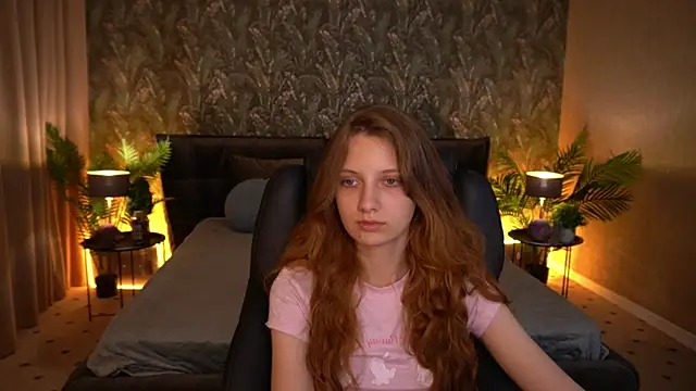 Snapshot of CuteeFoxy chatting on 26, 6, 2026 CuteeFoxy online show from 26, 6, 2026