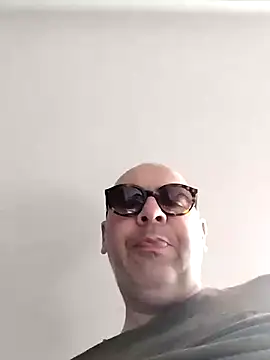 nicolaspgarnier online show from 7, 3, 2026